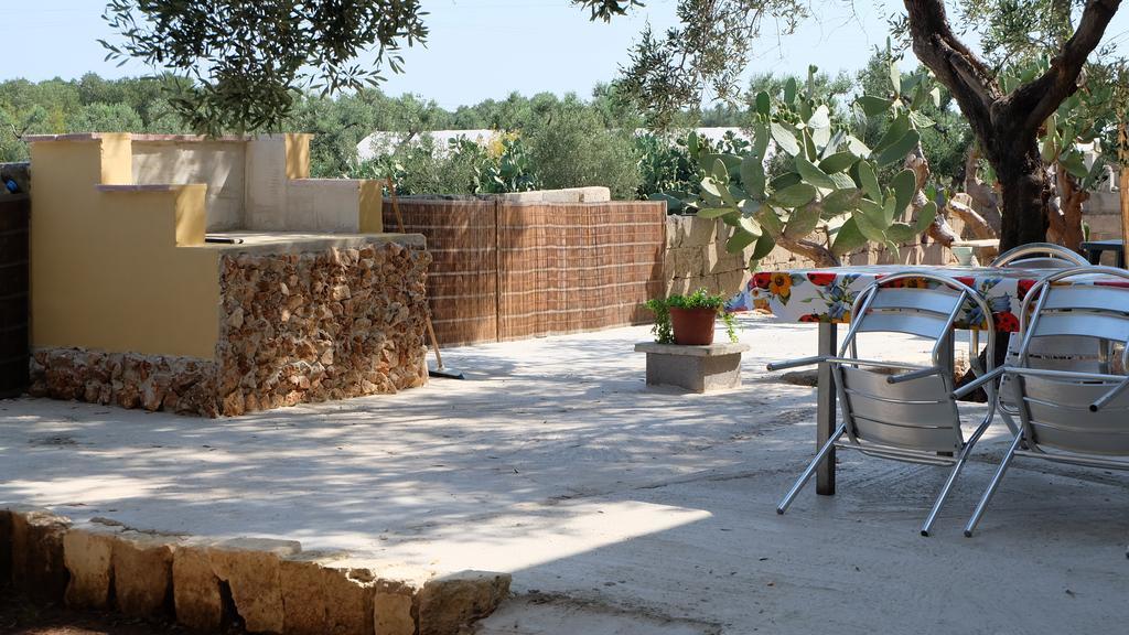 Oasi San Pio Apartment Porto Cesareo Bagian luar foto