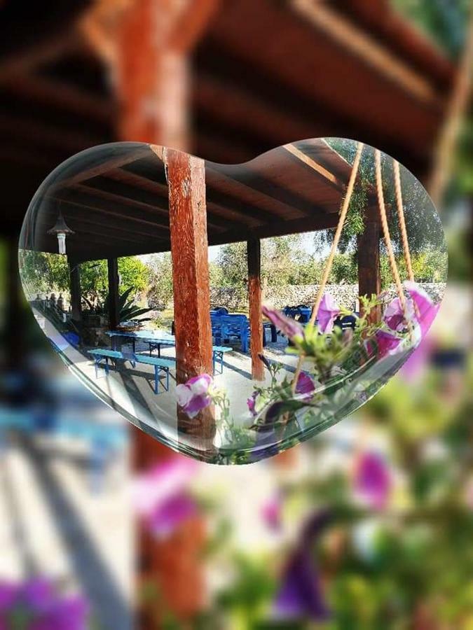 Oasi San Pio Apartment Porto Cesareo Bagian luar foto
